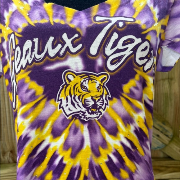 Geaux Tigers LSU Short Sleeve Bling Shirt by Creative Apparel Concepts Size L - Picture 2 of 7